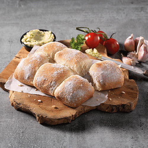 Pull-apart bread with garlic butter