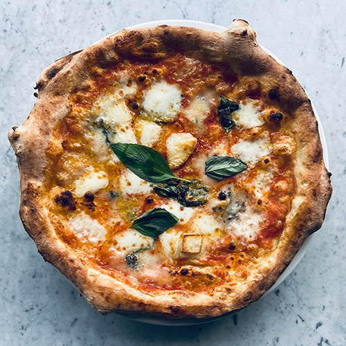 Pizza 4 Formaggi