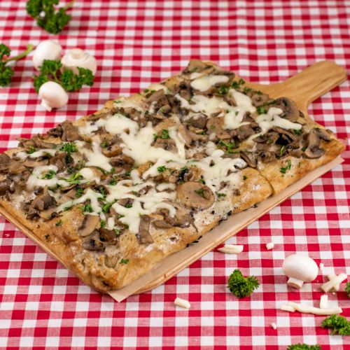 SUGO pizza mushroom-truffle and mozzarella