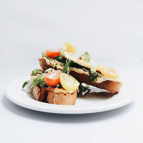Tiny toast halloumi hummus