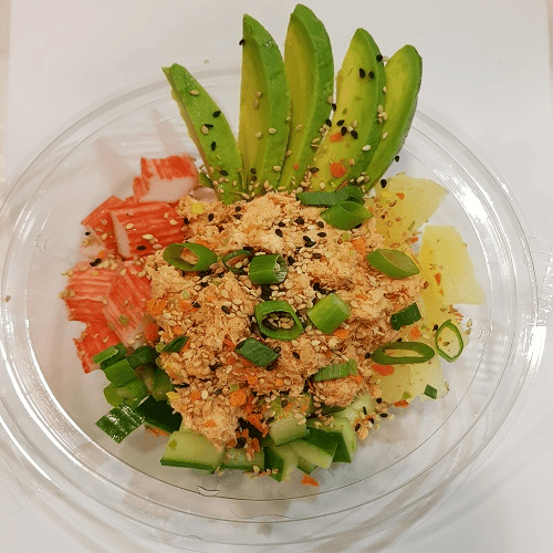 Pittige gekookte zalmsalade