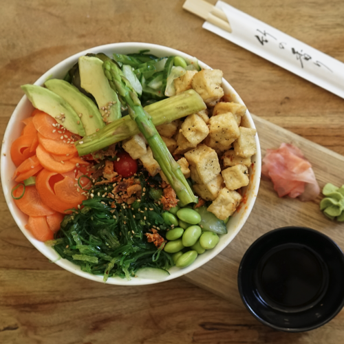 Tofu poké bowl