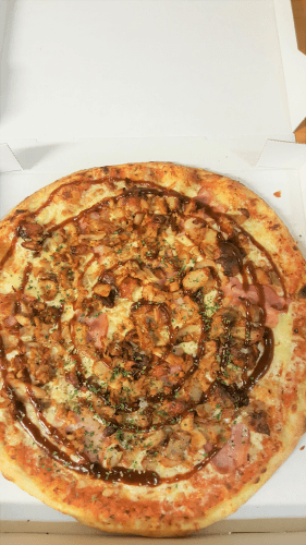 Pizza smoky BBQ pizza