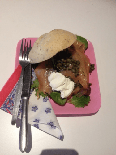 Smoked salmon, crème fraîche and capers