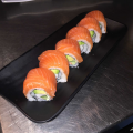 Crazy salmon maki