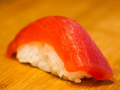 Maguro nigiri