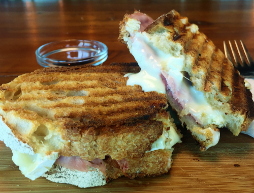 Brie sandwich