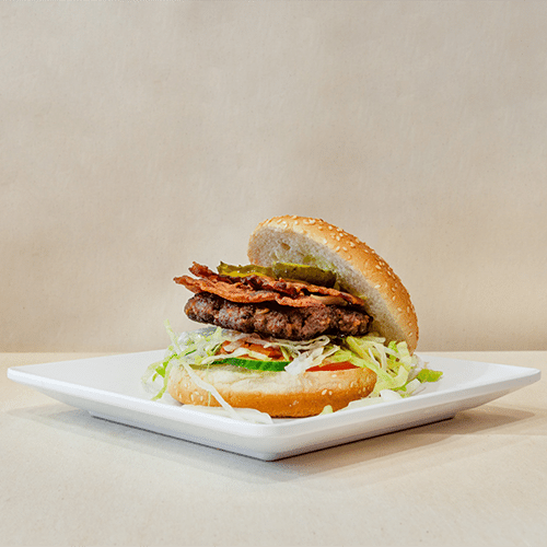 Huisgemaakte verse BBQ bacon burger