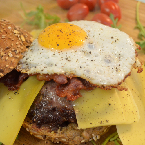 Sandwich Framer's burger