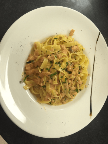 Tagliatelle al salmone