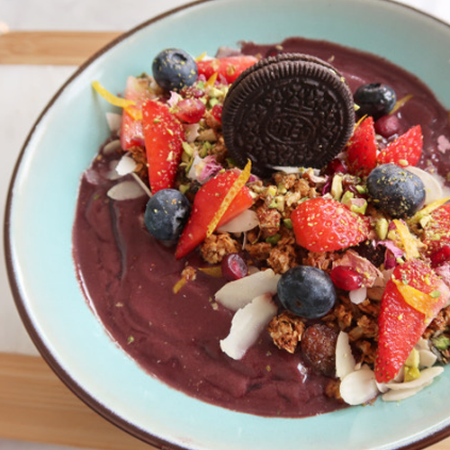 Organic acai smoothie bowl