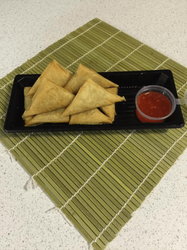 Vegetarian curry triangles