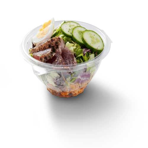 Oriental salad with grilled tuna