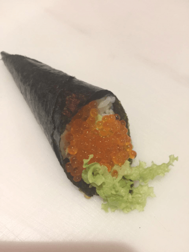 Ikura temaki