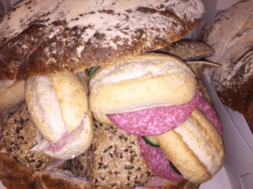 Broodje cervelaat