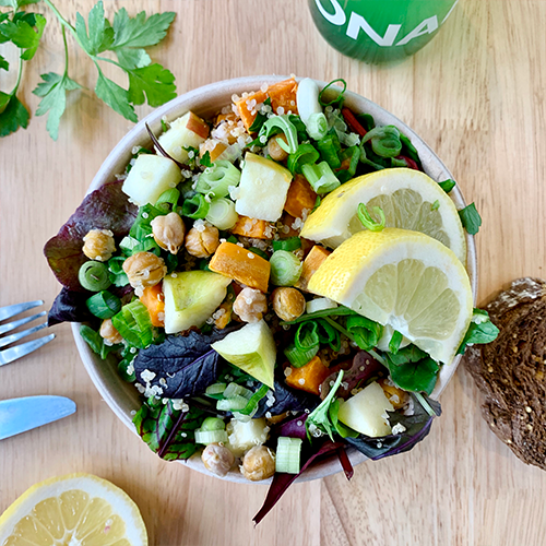 Salad with quinoa