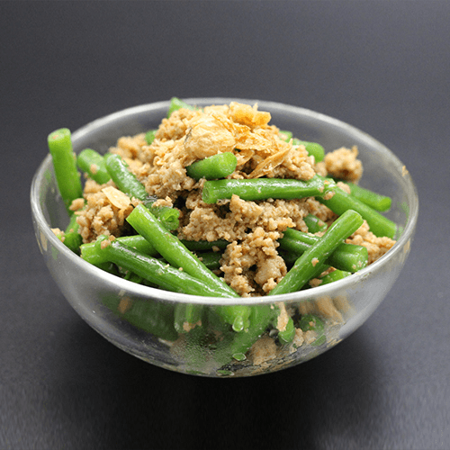 Beans with minced pork