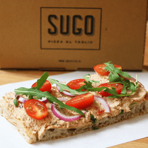 Pizza tuna salad