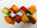 Uramaki rainbow roll