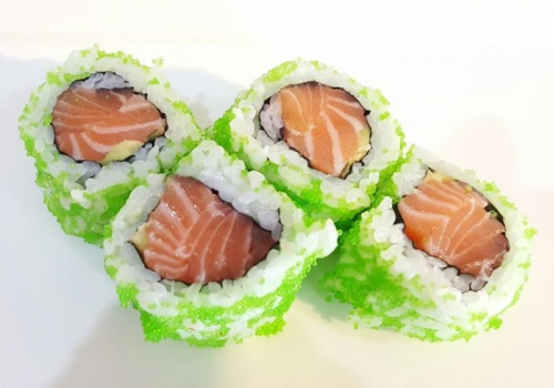 Zalm en avocado maki