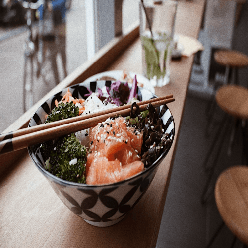 Fresh salmon poké bowl
