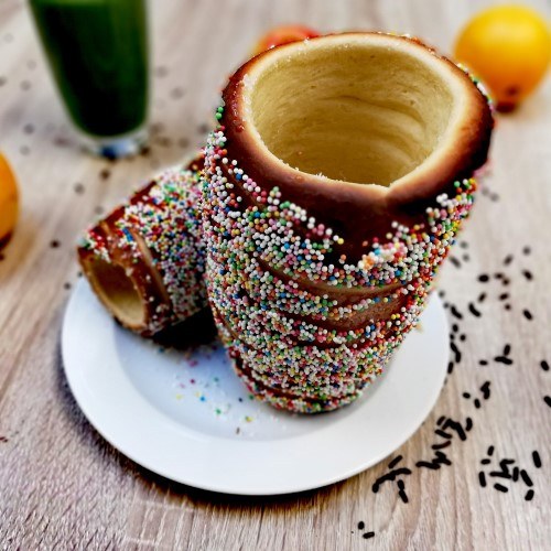 Colored sprinkles chimney cake