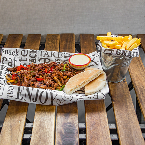 Shoarma lamsvlees Snoepy speciaal schotel