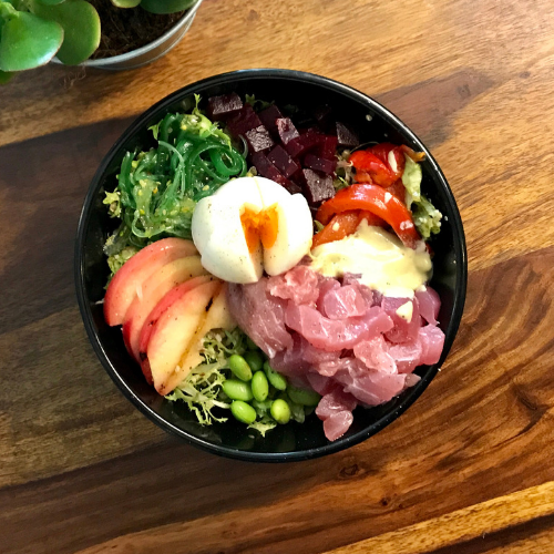 Poké bowl seafood