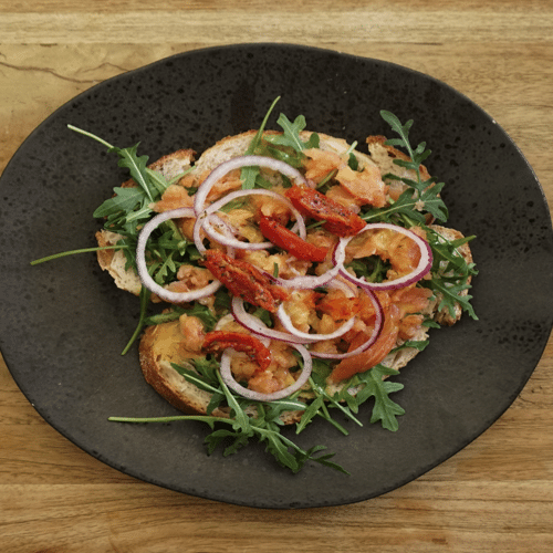 Gerookte zalm sandwich