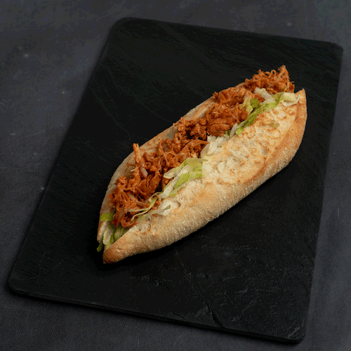 Broodje pulled chicken