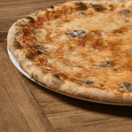 Pizza 4 formaggi
