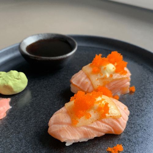 Flamed saké cheese nigiri