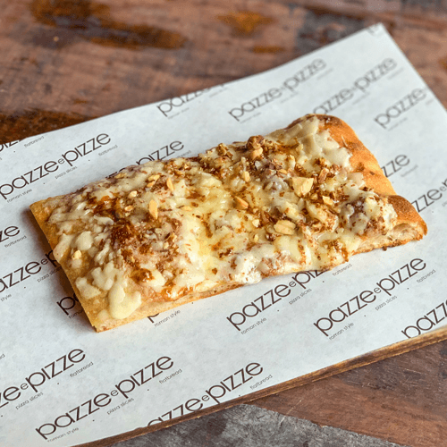 Pizza slice provolone bianco