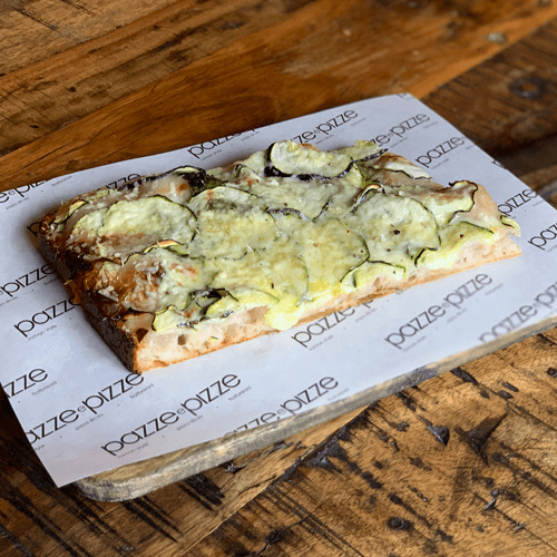 Fior di latte mozzarella slice