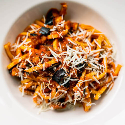 Spaghetti chitarra alla norma