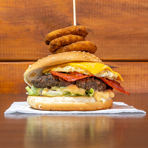 Chorizo-egg burger