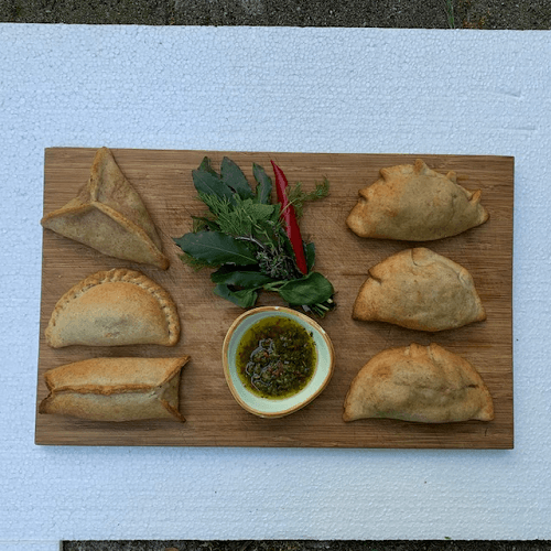 6 empanadas