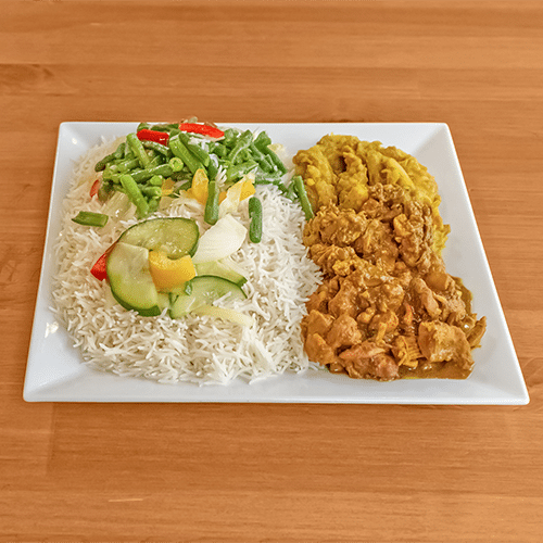 White rice with chicken curry fillet