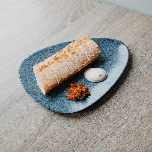 Brood met aioli en tomatentappenade
