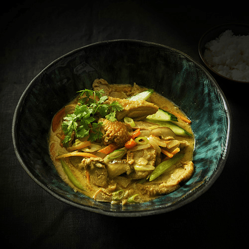 Thaise groene curry met eend en witte jasmijnrijst