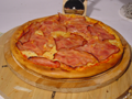 Pizza prosciutto, 32 cm