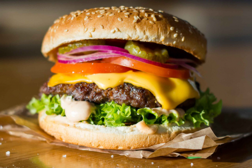 Classic cheeseburger