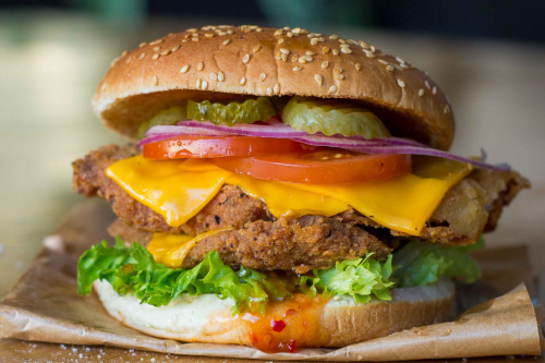 Crispy chicken burger