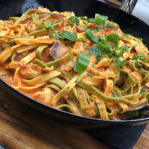 Tagliatelle salmone