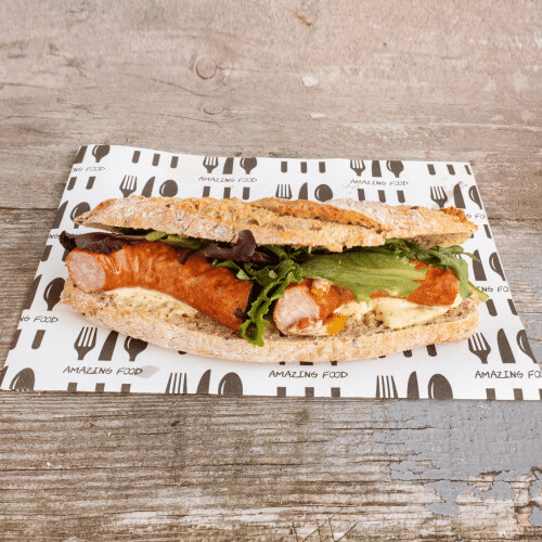 Broodje rookworst met mosterdmayonaise
