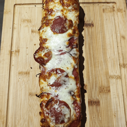 Zapiekanka salami, peperoni