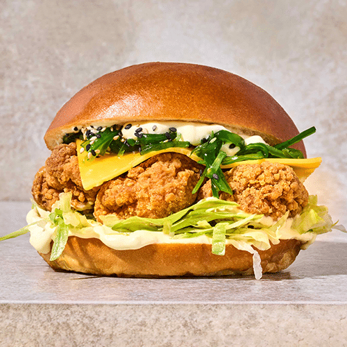 Veg wakame 'n cheese bun
