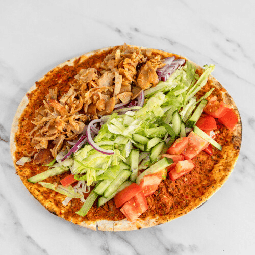 Turkse pizza met döner kip