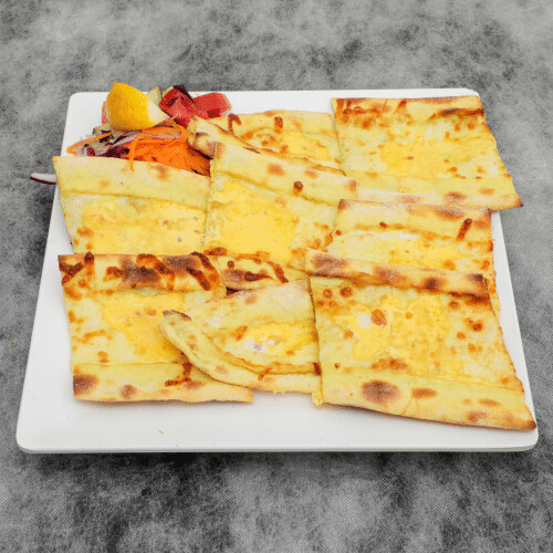 Hollanda peynirli pide yumurtali