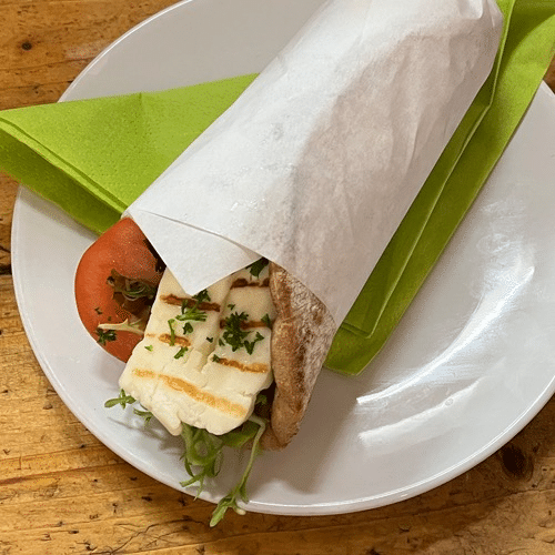 Pita Halloumi